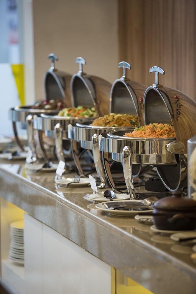Amaris Hotel Samarinda Eksteriør billede